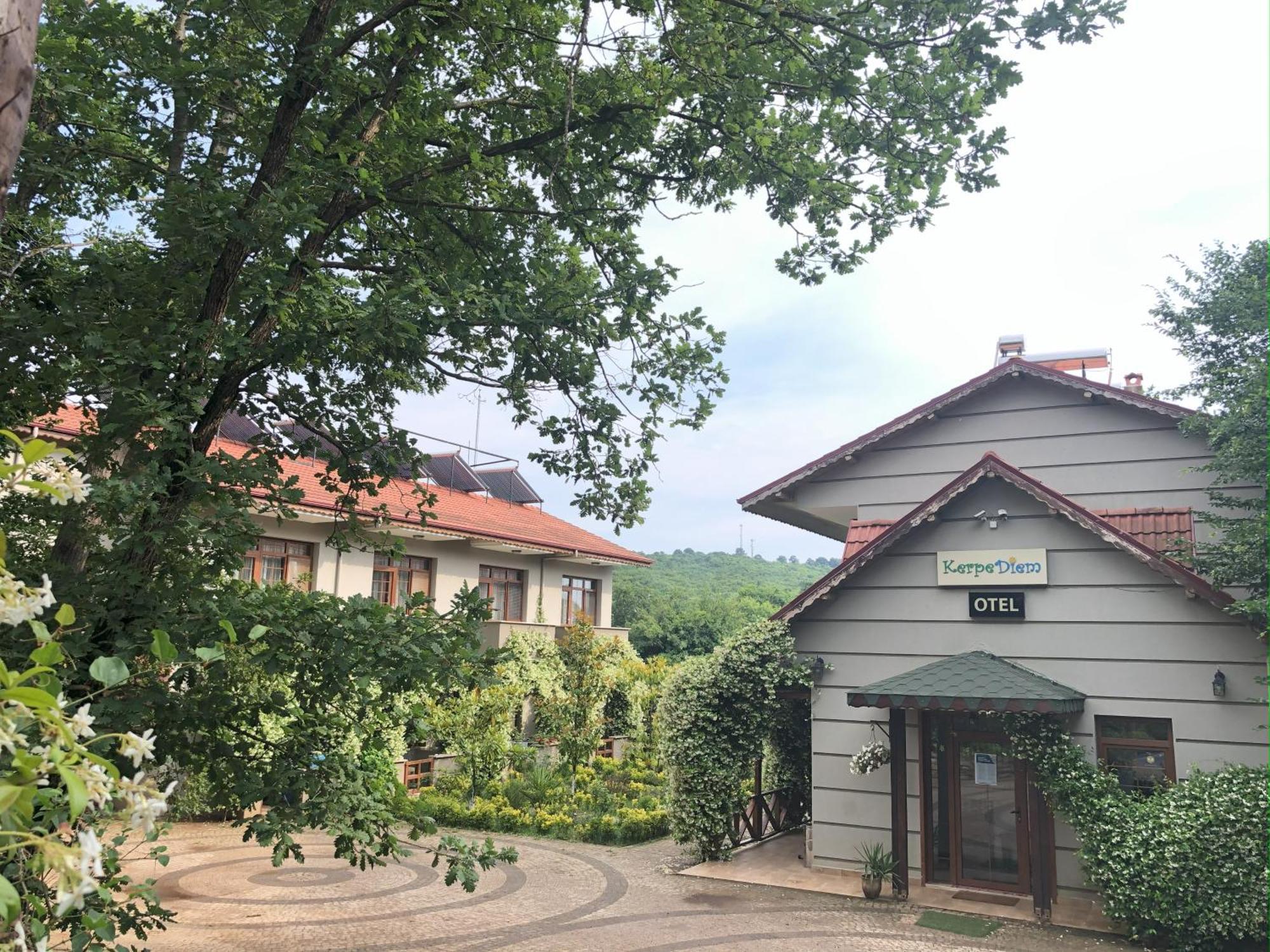 Kerpe Diem Otel ภายนอก รูปภาพ