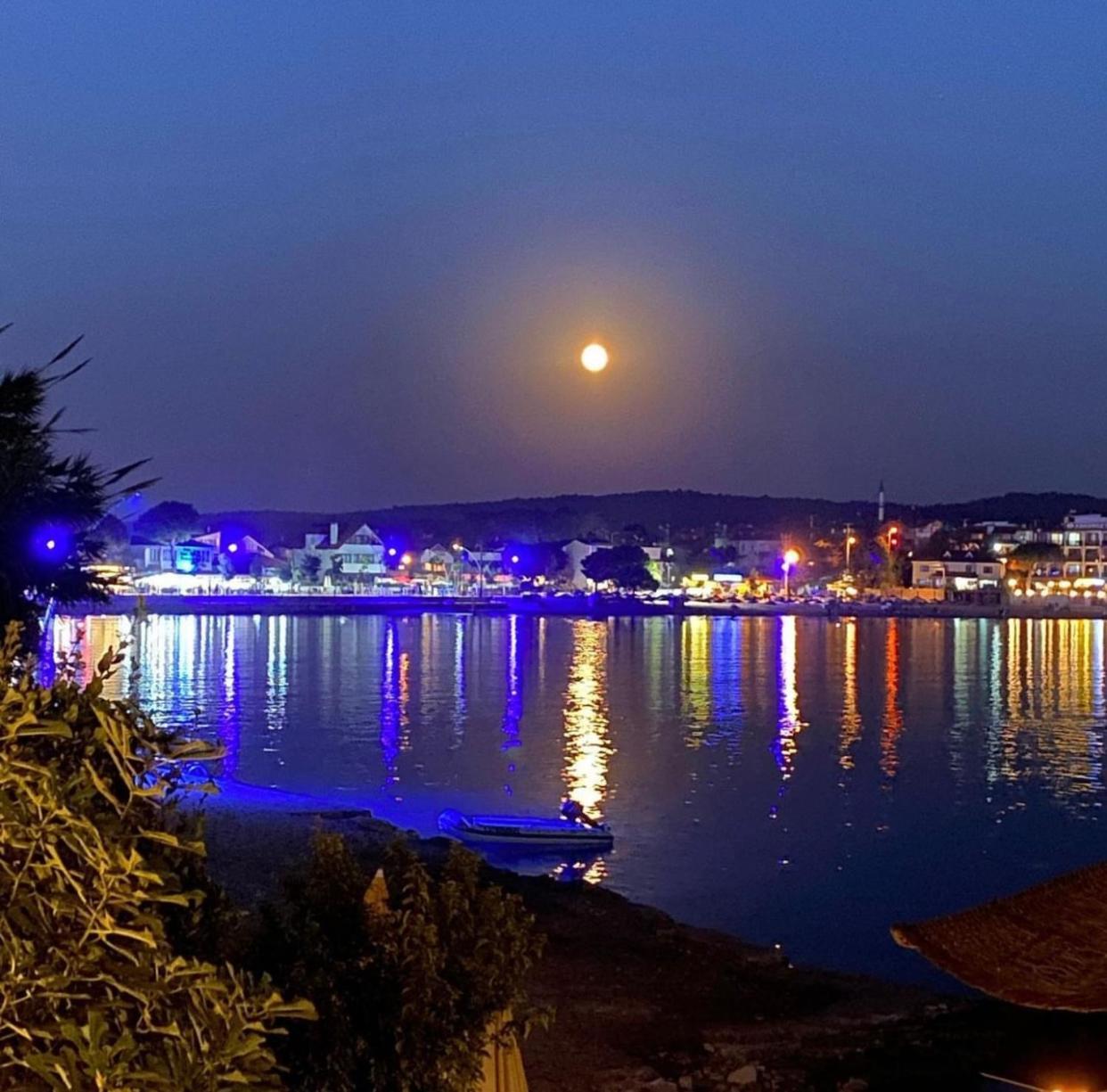 Kerpe Diem Otel ภายนอก รูปภาพ